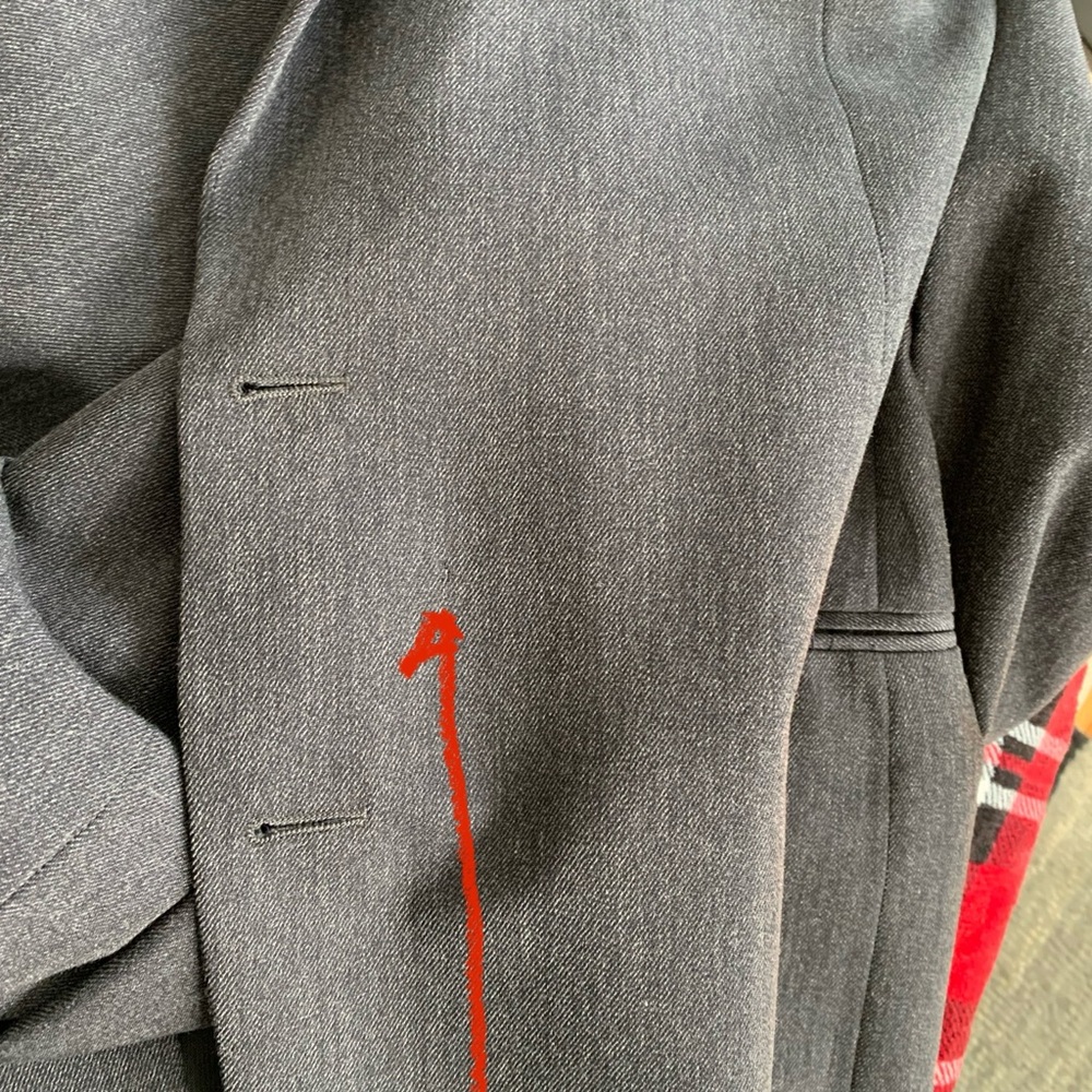 Ermenegildo Zegna Men’s Gray Wool Suit 48R(EU58) - Made In Switzerland- Flaws - Picture 10 of 15